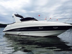 28' Larson Cabrio Yacht Rental – For Fun Sandbar Experience 1 Larson Yacht Charter